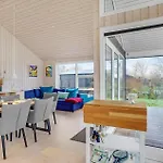 Vakantiehuis 1 Bedroom In *