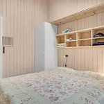 Vakantiehuis 1 Bedroom In *