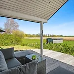 1 Bedroom In Vakantiehuis *